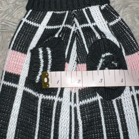 new Mabel & James preppy Burberry looking print dog sweater (XS) - Picture 8 of 9
